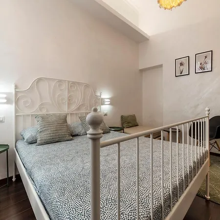 Guesthost - Termini Big Apartment *