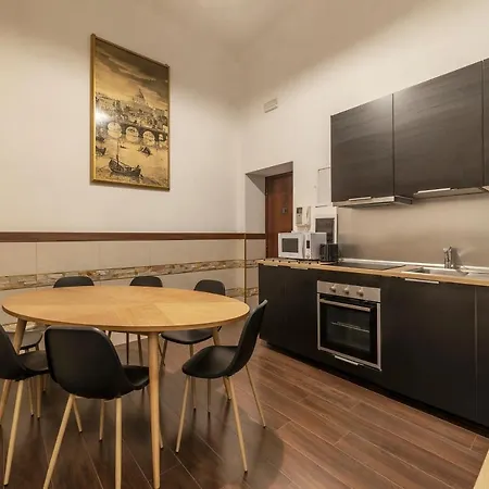 Apartment Guesthost - Termini Big *