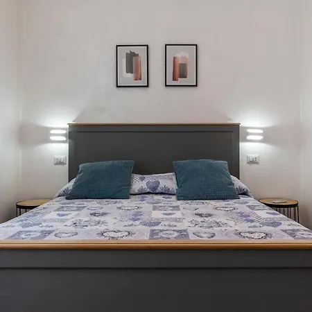 Guesthost - Termini Big Apartment