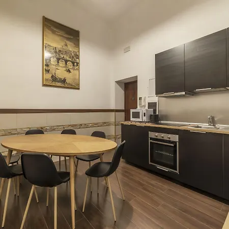Apartment Guesthost - Termini Big Rom