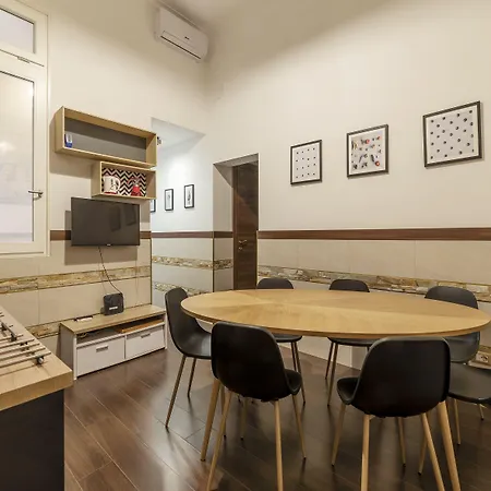 Apartman Guesthost - Termini Big *